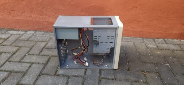 AT Retro PC Gehäuse (Baujahr 1997) - Image 2