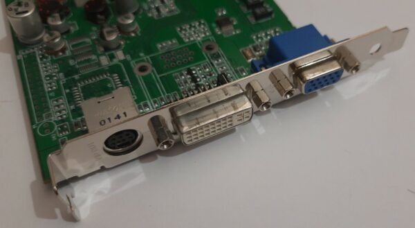 ATI Radeon 7500 AGP Grafikkarte (64MB DDR, DVI, 109-83201-01, 2001) - Image 3