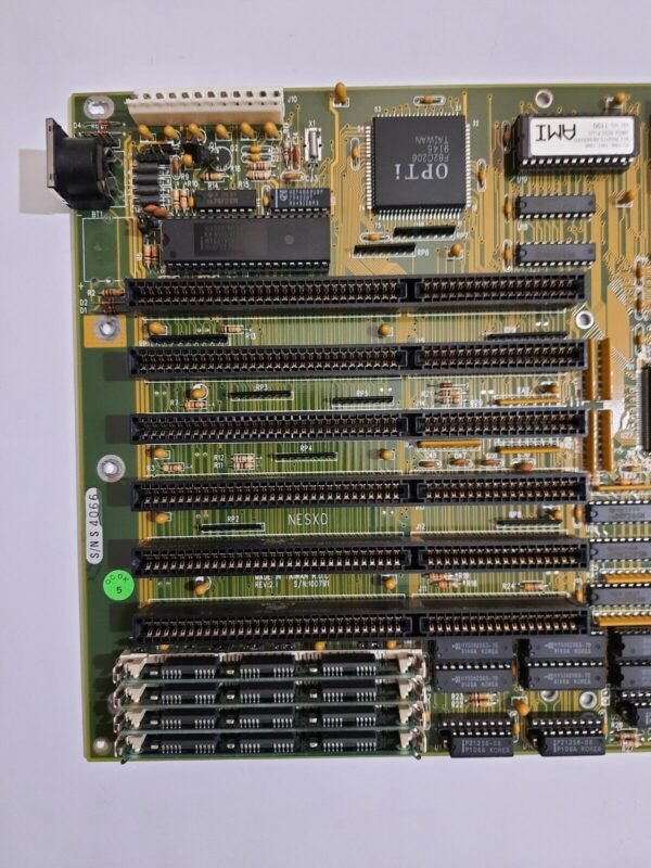 CACHING TECH NESXO 386 ISA Mainboard + AMD Am386SX 25MHz + 5MB RAM - Image 2