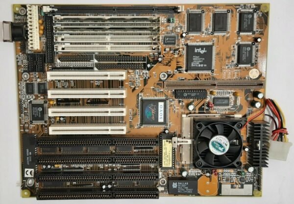 SOYO 5VA2 Sockel 7 ISA retro Mainboard + Intel Pentium 133MHz + 32MB RAM