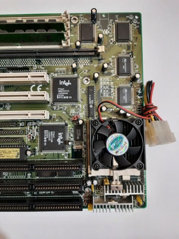 Shuttle HOT-555 Ver. 1.41 Sockel 7 ISA Mainboard + Pentium 133MHz + 32MB EDO RAM - Image 3