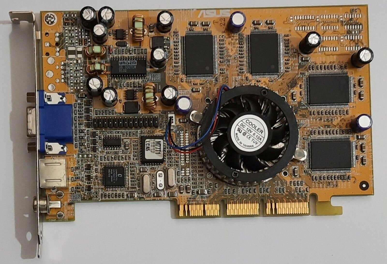 ASUS V7700 AGP Grafikkarte (nvidia GeForce2 GTS, 32MB DDR, retro, 2001)