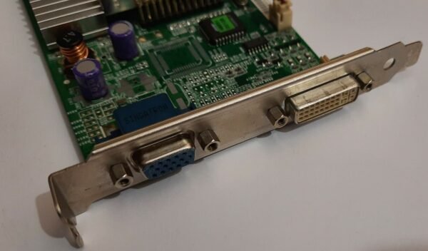 MSI MS-8851 AGP Grafikkarte (GeForce3 Ti200, 64MB, 2001, DVI) - Image 3