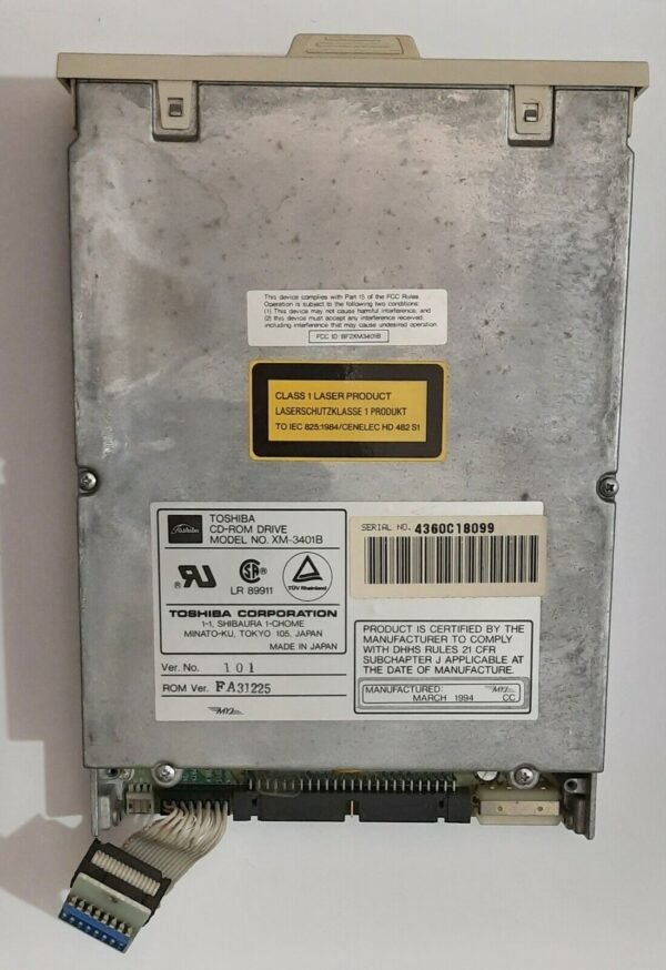 Toshiba XM-3401B Double Speed 2x SCSI CD-ROM-Laufwerk (1994) + Caddy + Handbuch