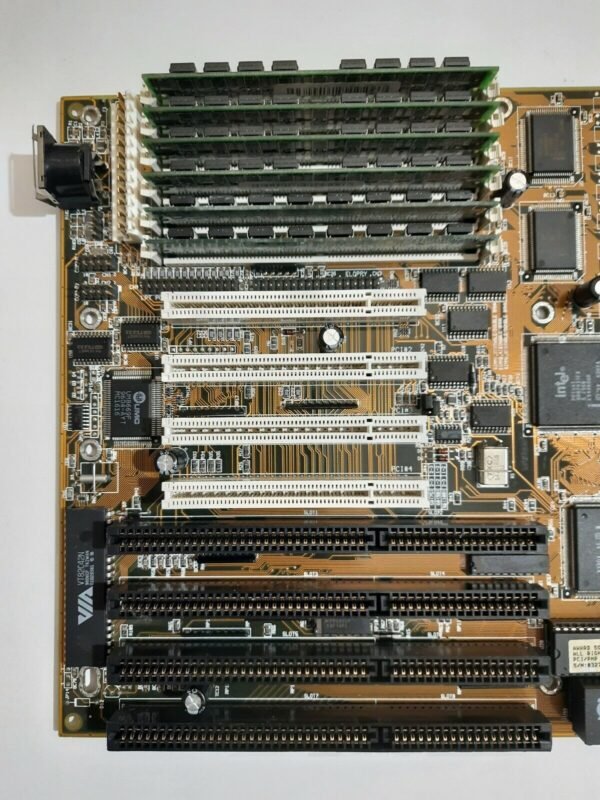Gigabyte GA-586ATM/P Sockel 7 ISA retro Mainboard + Pentium 133MHz + 48MB RAM - Image 2