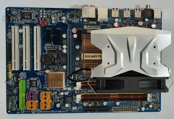 Gigabyte GA-P35-DS3R Sockel 775 Mainboard + Intel Xeon X3360 2,83 GHz + 8GB RAM