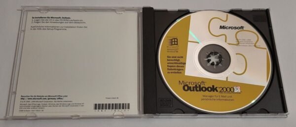 Microsoft Outlook 2000 CD-ROM - Image 2
