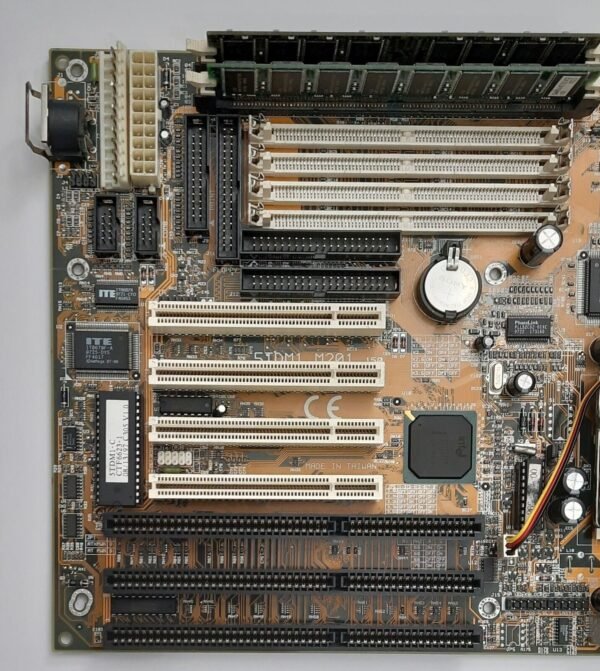Chaintech 5TDM1 i430TX Sockel 7 ISA retro Mainboard + AMD K6 233MHz + 64MB RAM - Image 2
