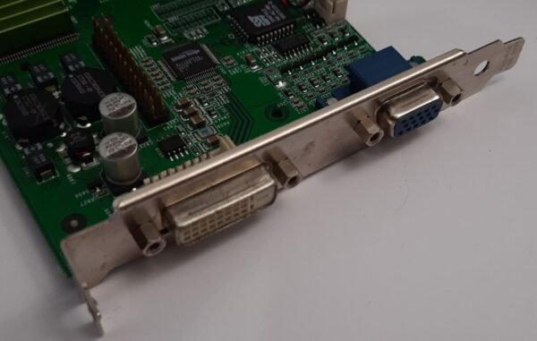 Dell CN-054NHR GeForce2 Ultra AGP Grafikkarte (nvidia, 64MB, retro, 2000) - Image 3