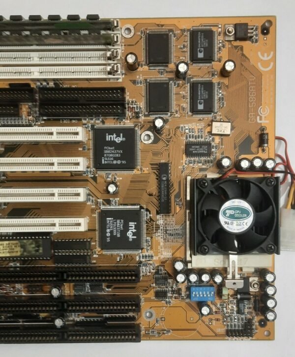 Gigabyte GA-586ATV Sockel 7 ISA Mainboard + Intel Pentium 166MHz + 32MB RAM - Image 3