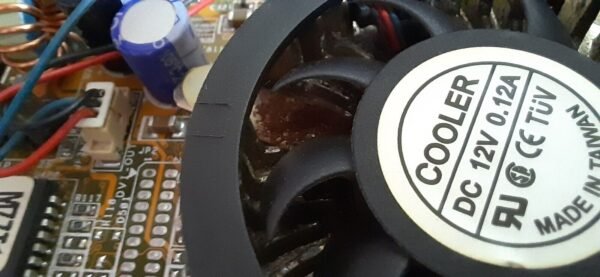 ASUS V7700 AGP Grafikkarte (nvidia GeForce 2 GTS, 32MB, 2000, OVP) - Image 3