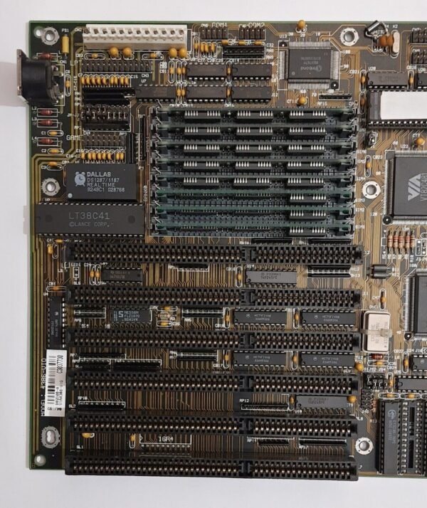 FIC 4386-VIO 386 ISA retro Mainboard + AMD 80386DX 40MHz + 8MB RAM - Image 2