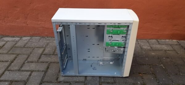 ATX Retro PC Gehäuse (ASUS, Baujahr 2002) - Image 2