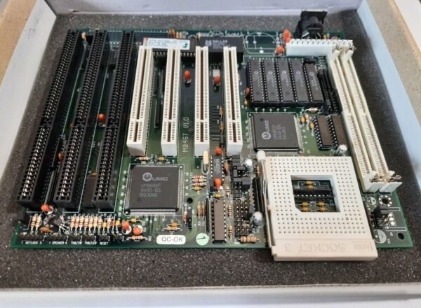 Aquarius MB467 Sockel 3 80486 486 PCI ISA Mainboard (retro, NOS, OVP, boxed) - Image 3