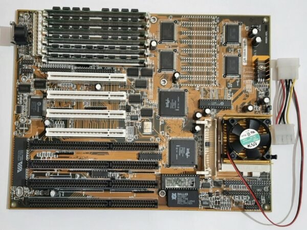Gigabyte GA-586ATM/P Sockel 7 ISA retro Mainboard + Pentium 133MHz + 48MB RAM