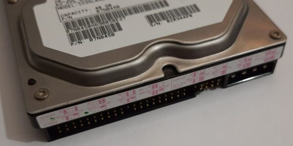 IBM Deskstar IC35L040AVVN07-0 IDE Festplatte (40GB, 7200rpm, 2002) - Image 3