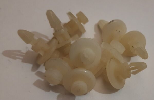 10x Mainboard Abstandshalter Plastik