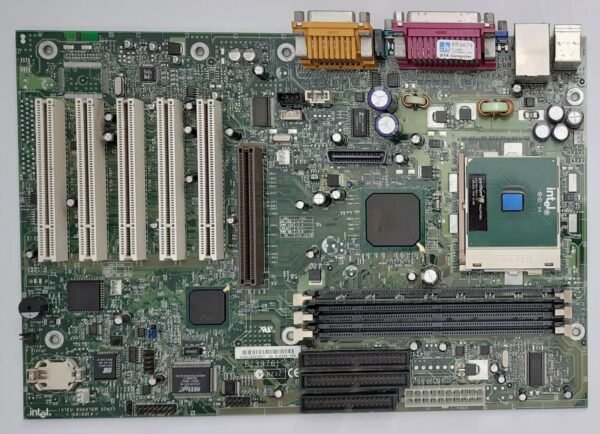 Intel D815EEA (Easton) Sockel 370 AGP Mainboard + Pentium III 866MHz + 256MB