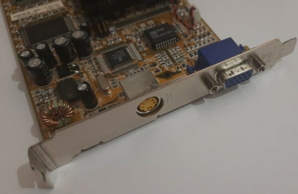 Leadtek Winfast LRI 2840 AGP Grafikkarte (nvidia GeForce2 GTS, 32MB DDR) - Image 3
