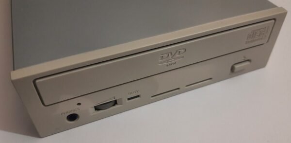 Pioneer DVR-105 IDE DVD & CD-Brenner (32x/12x, 16x/4x, 2002)