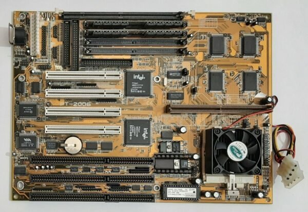 FIC PT-2006 Sockel 7 ISA Mainboard + Intel Pentium 150MHz + 32MB RAM