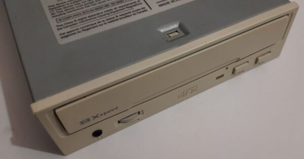 Goldstar GCD-R580B 8x IDE CD-ROM-Laufwerk (retro, 1996)