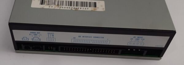 Hitachi CDR-7930 IDE 8x CD-ROM-Laufwerk (retro, 1997) - Image 3