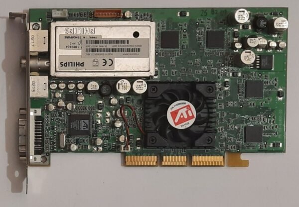 ATI Radeon 9000 AIW AGP Grafikkarte (64MB, retro, 2002)