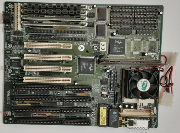 Shuttle HOT-541 2.3 Sockel 7 ISA Mainboard + Pentium 133MHz + 32MB EDO-RAM