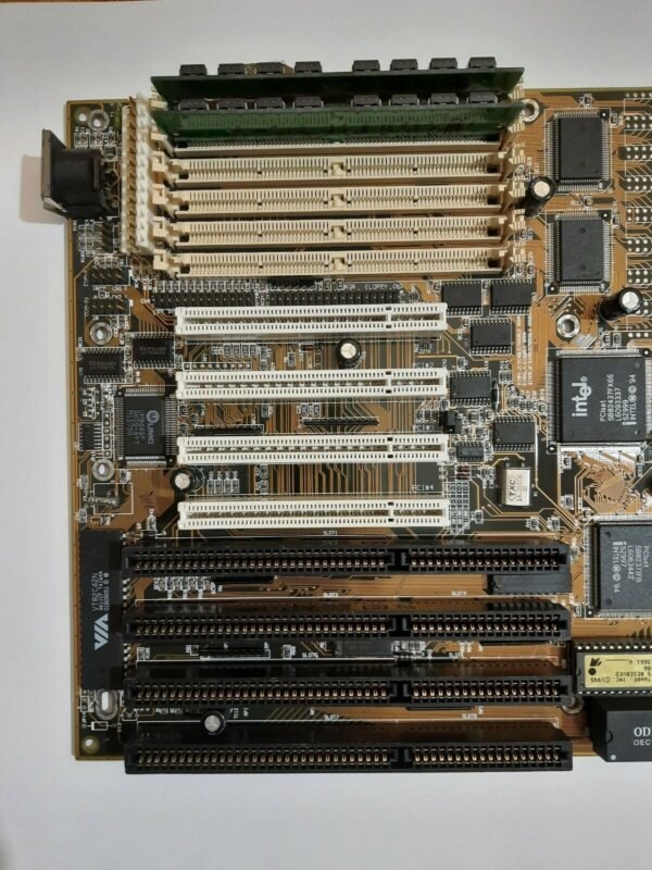 Gigabyte GA-586ATM/P Sockel 7 ISA retro Mainboard + Pentium 133 + 32MB EDO-RAM - Image 2