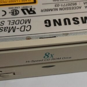 Samsung CD-Master 8E 8x IDE CD-ROM-Laufwerk (SCR-830, retro, 1996)