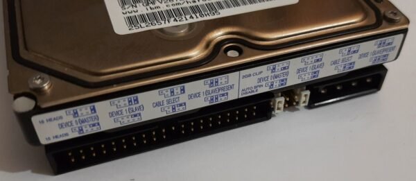 IBM DJNA-371350 IDE Festplatte (13.5GB, retro, 1999) - Image 3
