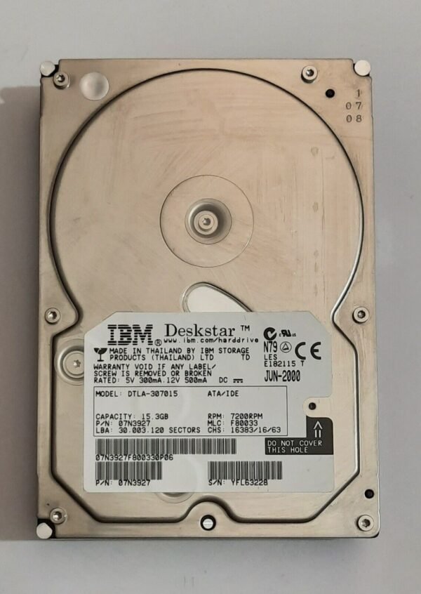 IBM DTLA-307015 IDE Festplatte (15.3GB, 7200RPM, retro, 2000)