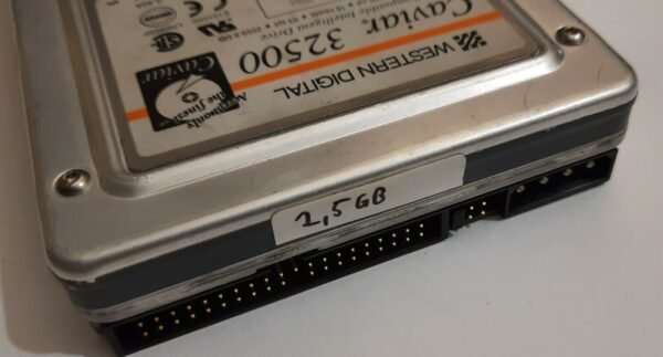 Western Digital Caviar 32500 IDE Festplatte (2559MB, 2.5GB, retro, 1996) - Image 3