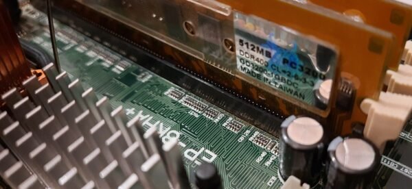 EPOX 8KHA+ Sockel A  AGP Mainboard + AMD Athlon XP 1700+ + 1GB DDR-RAM + SLK-800 - Image 4