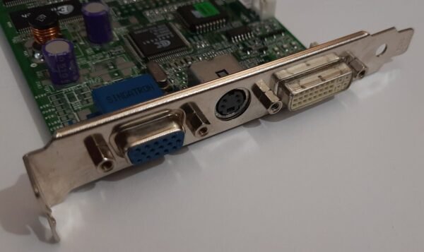 MSI MS-8851 AGP Grafikkarte (GeForce3 Ti200, 64MB, 2001, DVI) - Image 3