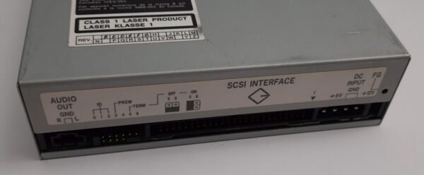 TEAC CD-532S 32x SCSI CD-ROM-Laufwerk (1999) - Image 3