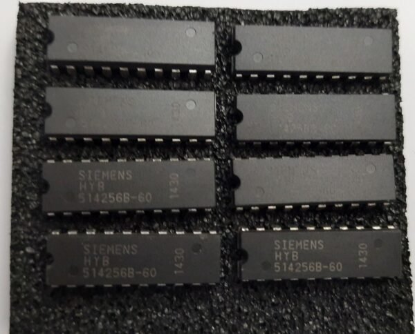 8x Siemens HYB514256B-60 (256 K × 4-Bit Dynamic RAM, retro, DIP-20)