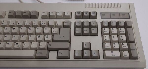 Monterey K208 AT/XT Retro Tastatur DIN-Stecker - Image 3