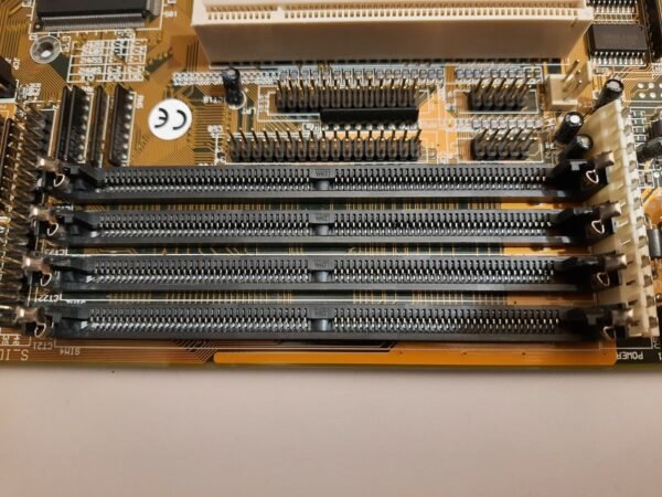 FIC PA-2002 Sockel 7 ISA Mainboard + Pentium 133MHz + 32MB EDO RAM + 256KB Cache - Image 5