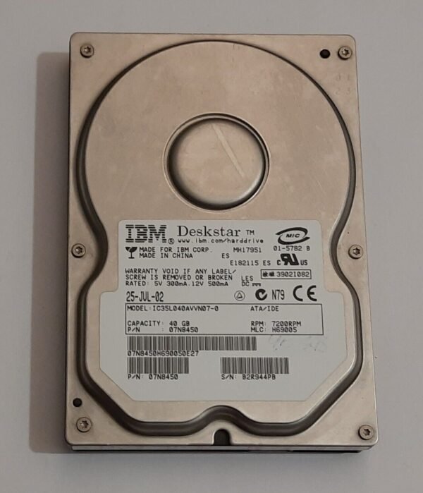 IBM Deskstar IC35L040AVVN07-0 IDE Festplatte (40GB, 7200rpm, 2002)