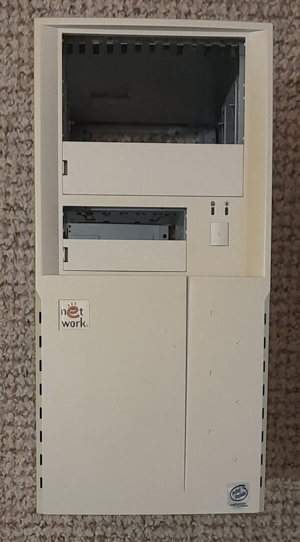 ATX Retro PC Gehäuse (Baujahr 2000)