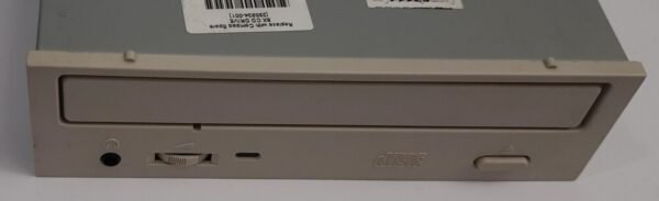 Hitachi CDR-7930 IDE 8x CD-ROM-Laufwerk (retro, 1997)