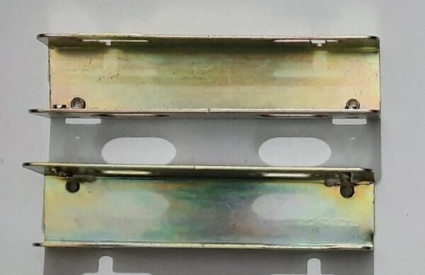 Einbauschienen für 3,5" Laufwerk im 5,25" Schacht