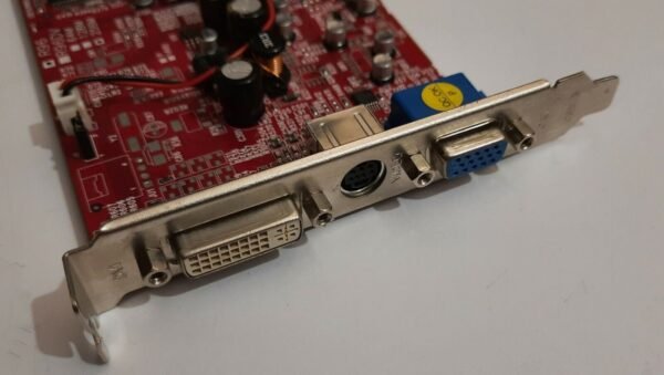 Powercolor Radeon 9600 Pro AGP Grafikkarte (ATI Radeon 9600 Pro, 256MB, 2004) - Image 3