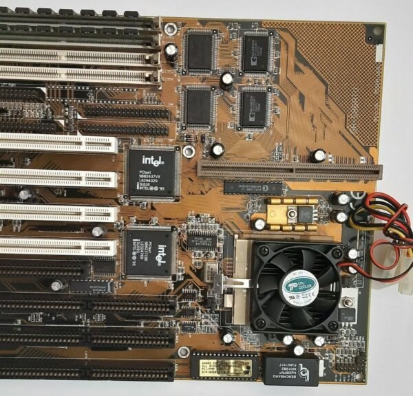 Gigabyte GA-586ATV Sockel 7 ISA Mainboard + Intel Pentium 133MHz + 32 MB EDO-RAM - Image 3