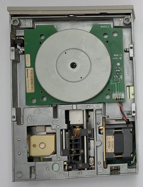 Ye-Data YD-380 1.2MB 5.25" retro Diskettenlaufwerk - Image 3