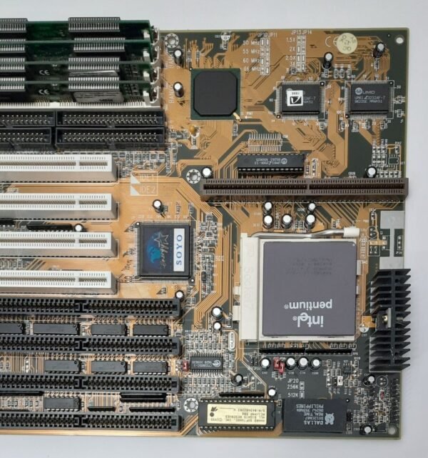 SOYO SY-5TF2 Sockel 7 ISA retro Mainboard + Intel Pentium 133MHz + 32MB RAM - Image 3