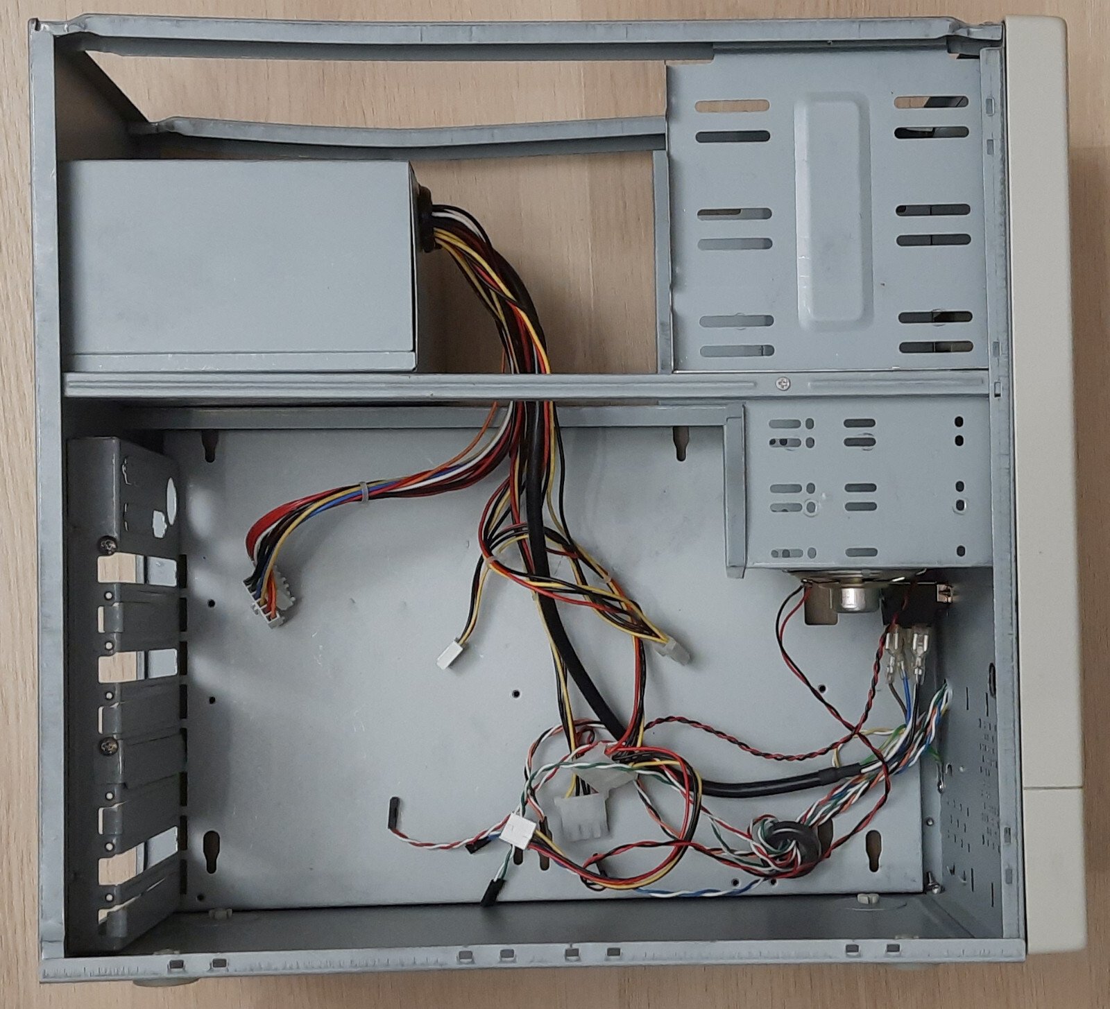 Retro PC AT Gehäuse (inkl. Netzteil, ca. 1997) - Image 2