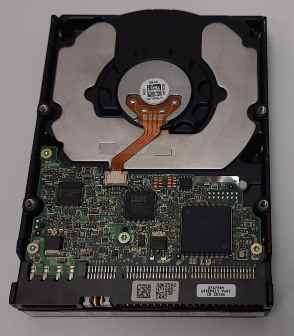 Hitachi Deskstar IC35L120AVV207-0 IDE Festplatte (123GB, 7200U/min, retro, 2003) - Image 3